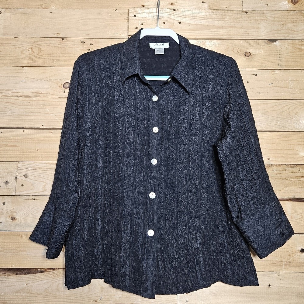 Anis A. Silk Top XL Women's Black Vintage Textured Crinkle MOP Buttons